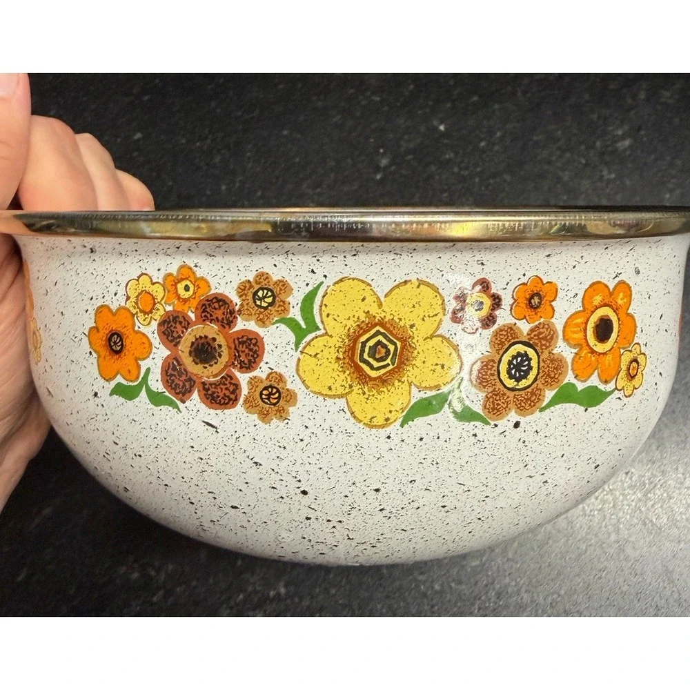 Vtg Crowning Touch Harvest Blossom Enamel Bowl Set 1970s Floral Nesting Bowls